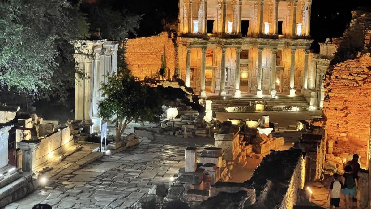 Türkiye’nin 27 tarihi mekanı 1 Haziran’da geceleri ziyarete açılacak